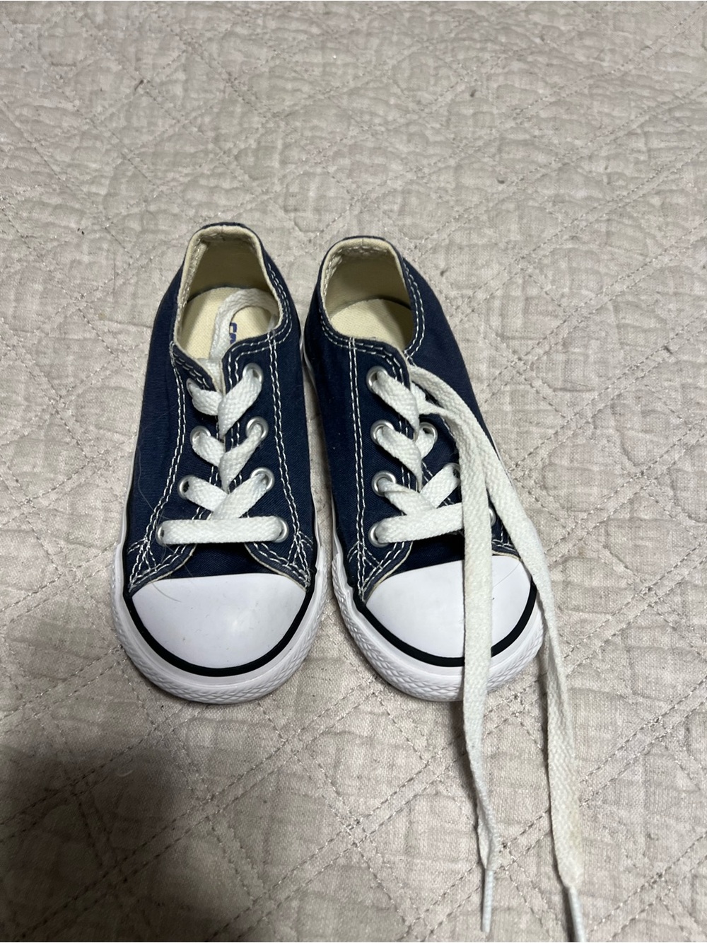 NWOT Toddler converses